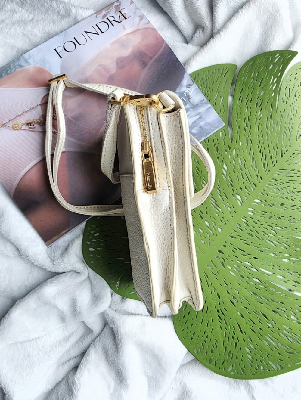 HAMMITT 310 Phone Case Crossbody - Picture 2 of 7
